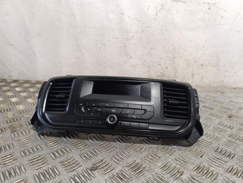 SISTEMA AUDIO / RADIO CD 