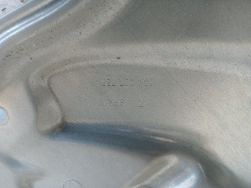 ELEVALUNAS DELANTERO IZQUIERDO VOLKSWAGEN POLO IV (9N1) 