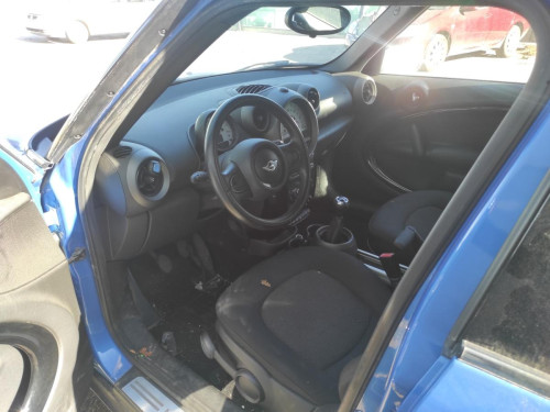 MINI COUNTRYMAN (R60)(2010) — vehículo donante para recambios 