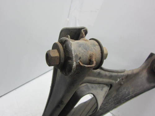  BRAZO SUSPENSION INFERIOR TRASERO DERECHO 