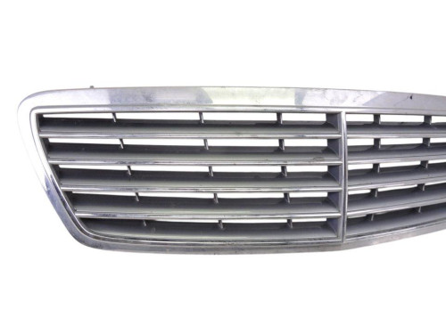 REJILLA DELANTERA, MERCEDES-BENZ, CLASE C (BM 203) BERLINA