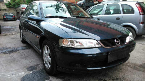  OPEL VECTRA B BERLINA 