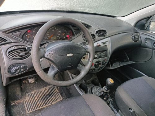  FORD FOCUS BERLINA (CAK) 