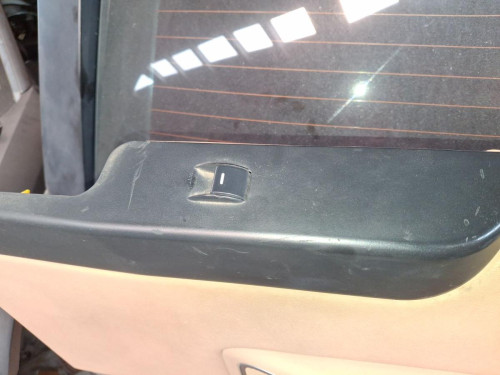 MANDO ELEVALUNAS DELANTERO DERECHO Land Rover RANGE ROVER (LM) 