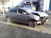 TOYOTA AURIS (E18)
