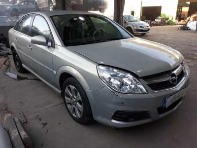 OPEL VECTRA C BERLINA