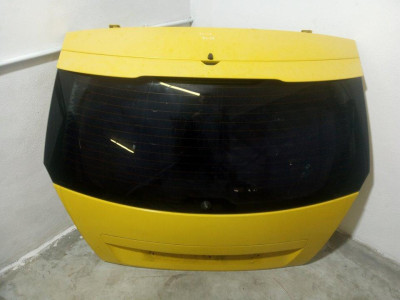 PORTON TRASERO