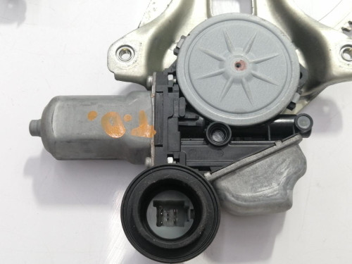  ELEVALUNAS TRASERO DERECHO TOYOTA PRIUS (ZVW30) 