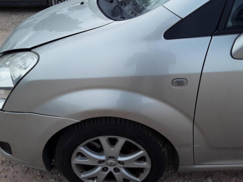 ALETA DELANTERA IZQUIERDA Toyota COROLLA VERSO (R1) 