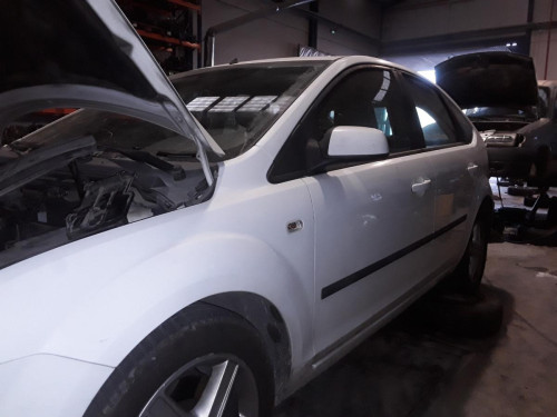 FORD FOCUS BERLINA (CAP) — автомобиль-донор на запчасти 