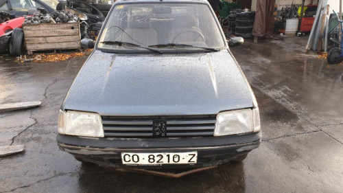  PEUGEOT 205 BERLINA 