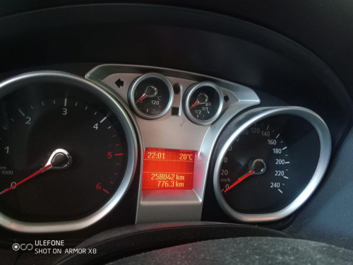  FORD FOCUS BERLINA (CAP) 