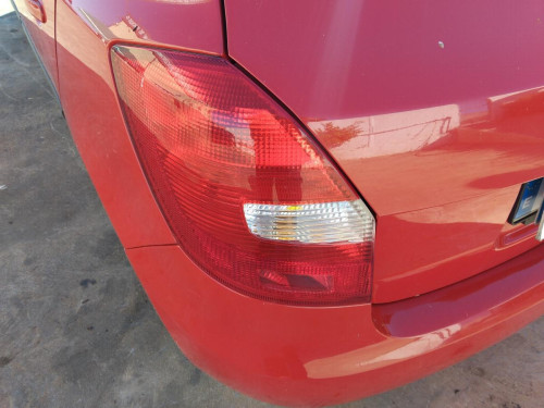 PILOTO TRASERO IZQUIERDO Skoda Fabia (5J2)(2007->) Skoda Fabia (5J2)(2007->) 