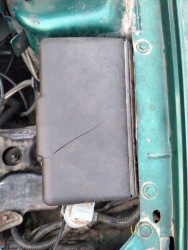 CAJA RELES / FUSIBLES Peugeot 106 (S2) 