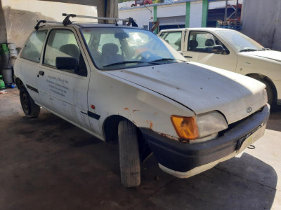 FORD FIESTA BERL./COURIER
