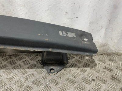 REFUERZO PARAGOLPES DELANTERO