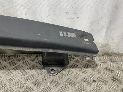 REFUERZO PARAGOLPES DELANTERO 