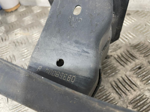 REFUERZO PARAGOLPES DELANTERO 