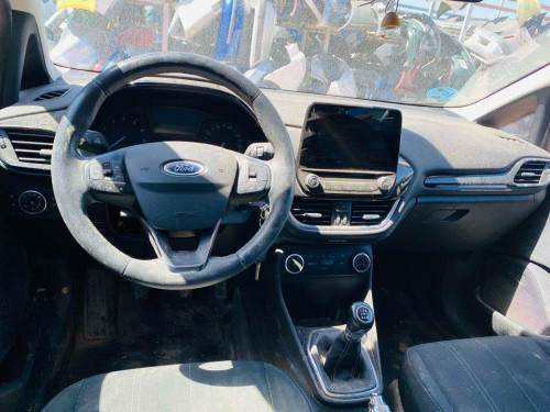  FORD FIESTA (CE1) 