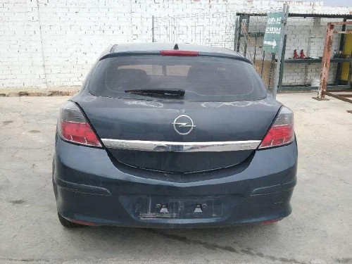  OPEL ASTRA H GTC 