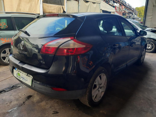 RENAULT MEGANE III BERLINA 5P — автомобиль-донор на запчасти 