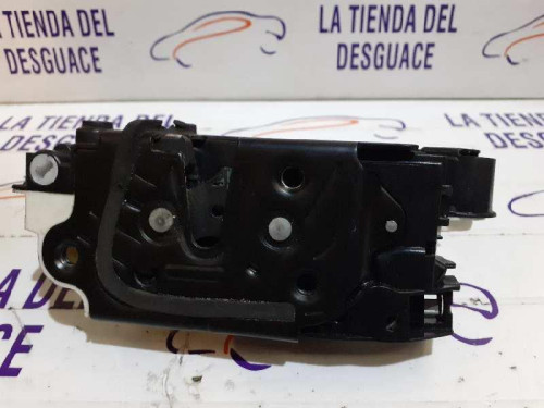  CERRADURA PUERTA TRASERA IZQUIERDA 