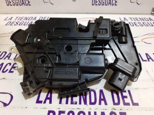  CERRADURA PUERTA TRASERA IZQUIERDA 