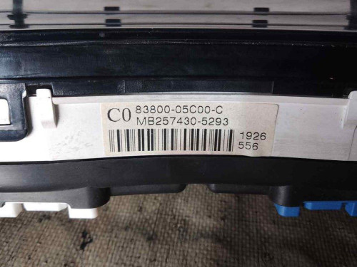 CUADRO INSTRUMENTOS TOYOTA AVENSIS BERLINA (T25) 