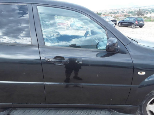 PUERTA DELANTERA DERECHA Ssangyong REXTON 