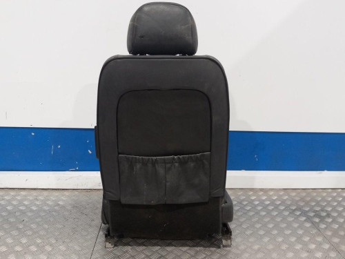  ASIENTO DELANTERO DERECHO 