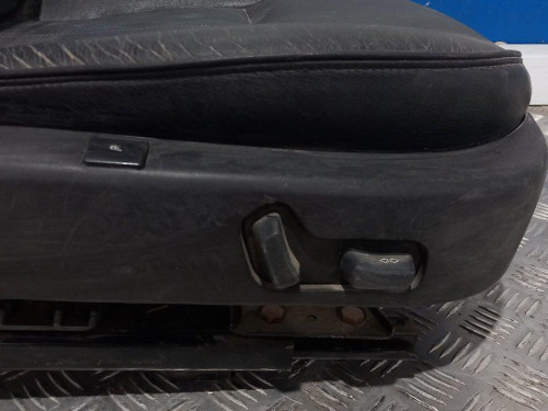  ASIENTO DELANTERO DERECHO 