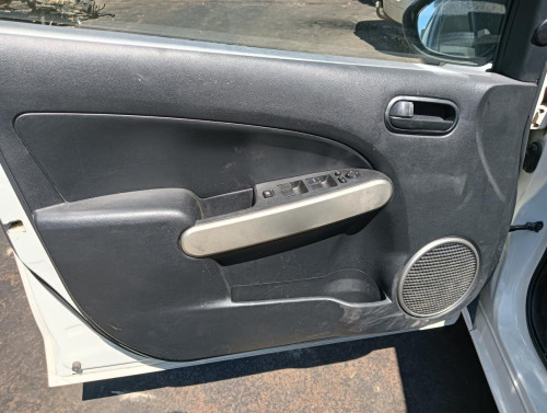 MAZDA 2 BERLINA (DE) — автомобиль-донор на запчасти 