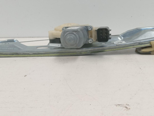 ELEVALUNAS TRASERO IZQUIERDO Ford FOCUS BERLINA (CEW) 