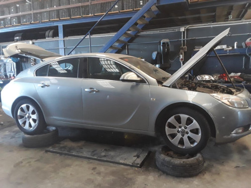 OPEL INSIGNIA BERLINA 