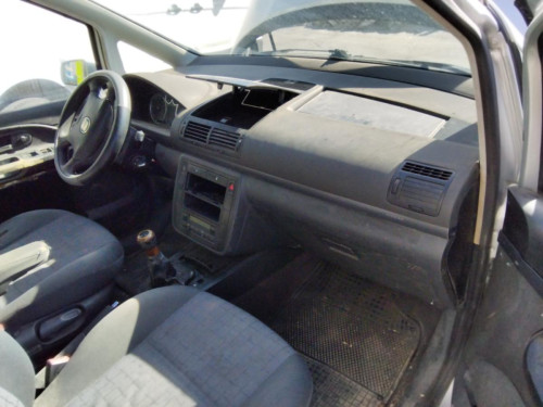 SEAT ALHAMBRA (7V9) — vehículo donante para recambios 