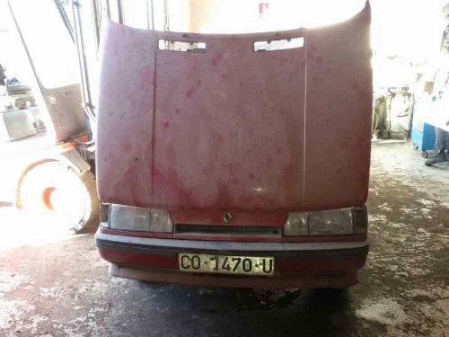  RENAULT 