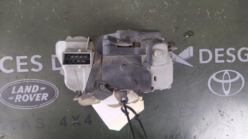 CERRADURA PUERTA DELANTERA DERECHA Citroen XSARA BERLINA 