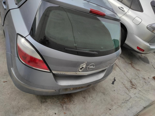 OPEL ASTRA H BERLINA — Donor Vehicle for Used Parts 