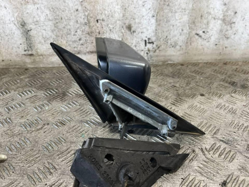 RETROVISOR IZQUIERDO 