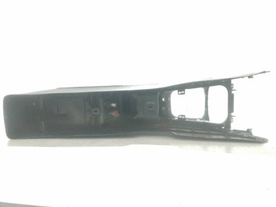 APOYABRAZOS CENTRAL, TOYOTA, AVENSIS CROSS SPORT (T27)