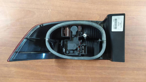 PILOTO TRASERO DERECHO Renault LAGUNA II (BG0) 