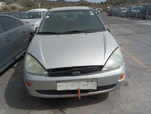  FORD FOCUS BERLINA (CAK) 