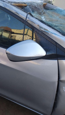 RETROVISOR DERECHO Hyundai i30 (GD)(2012->)