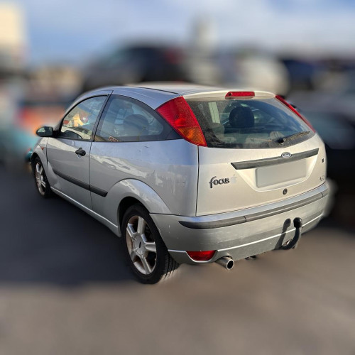  FORD FOCUS BERLINA (CAK) 