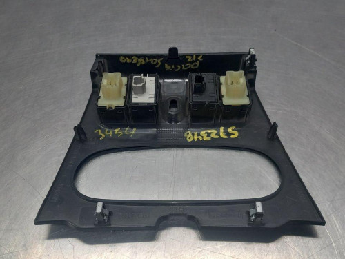  MANDO ELEVALUNAS DELANTERO IZQUIERDO DACIA SANDERO II 