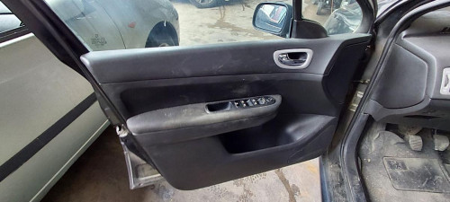 PEUGEOT 307 BERLINA (S2) — автомобиль-донор на запчасти 