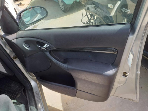 FORD FOCUS BERLINA (CAK) — автомобиль-донор на запчасти 