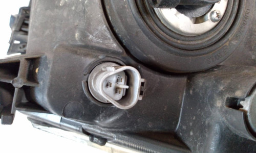  FARO DERECHO, TOYOTA, COROLLA VERSO (R1) 