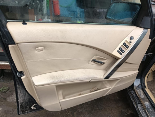 BMW SERIE 5 BERLINA (E60) — автомобиль-донор на запчасти 