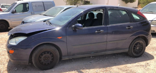 FORD FOCUS BERLINA (CAK) — vehículo donante para recambios 